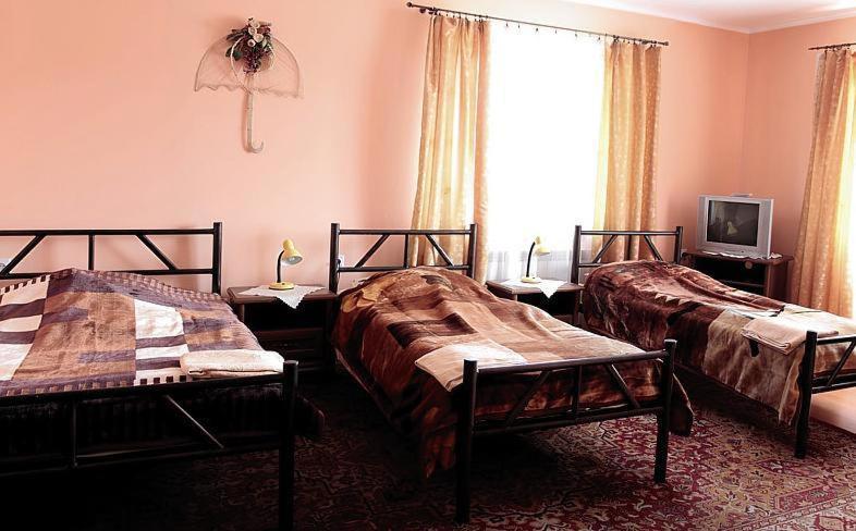 Hotel Mily クロスノ 部屋 写真